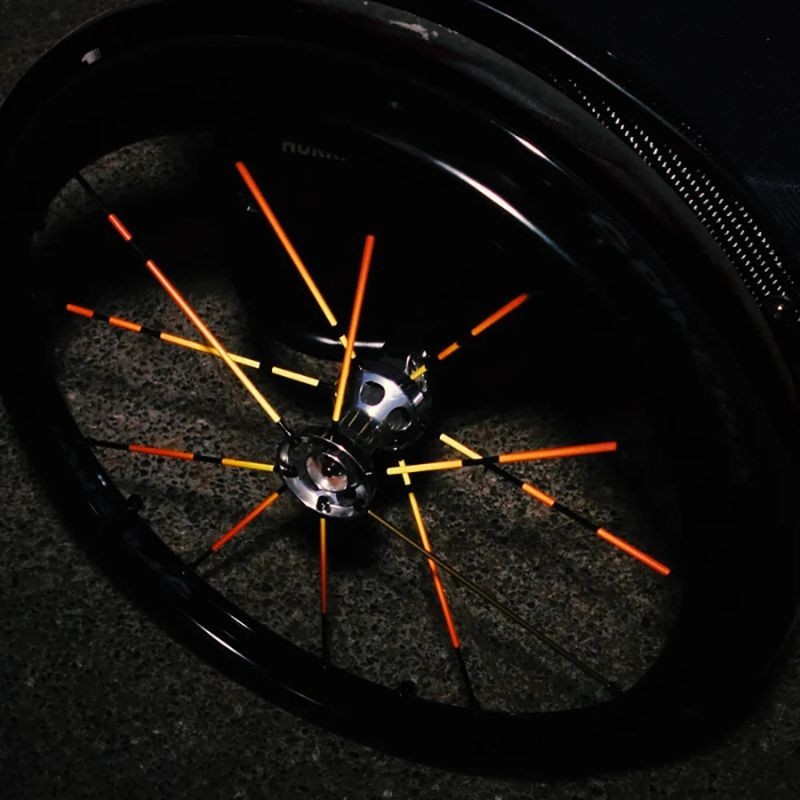 Reflektierende Velo Speichensticker Feuer