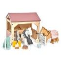 Pferde Stall mit 2 Pferden aus Holz