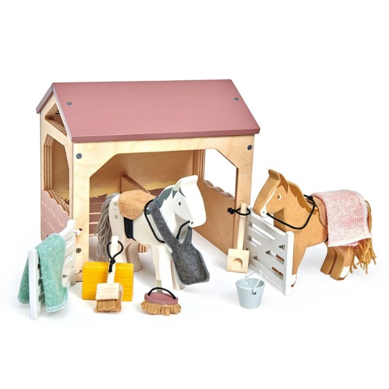 Pferde Stall mit 2 Pferden aus Holz