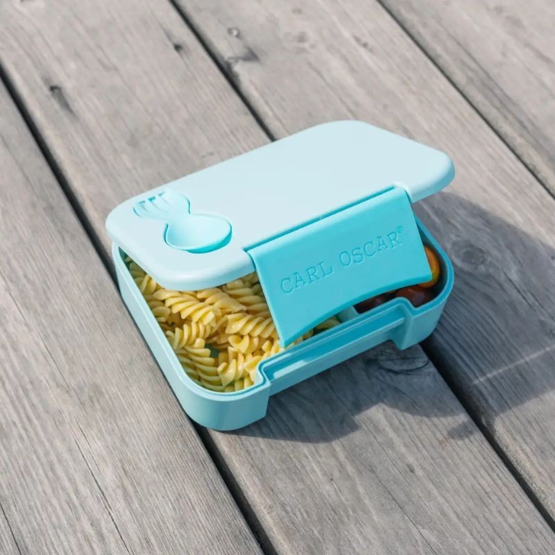 BentoBox blau mit Besteck von Carl Oscar