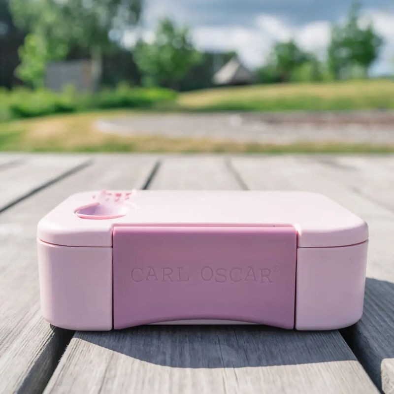 BentoBox pink mit Besteck