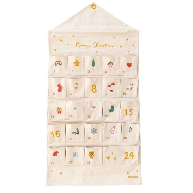 Adventskalender mit Stofftaschen