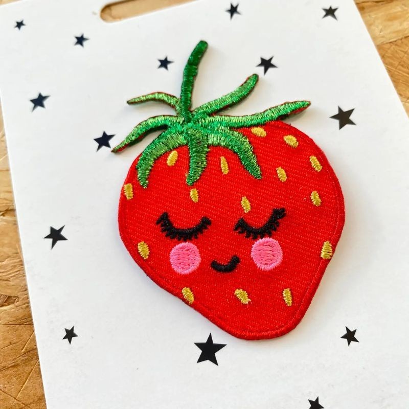 Bügelbild Aufnäher Patch Erdbeere