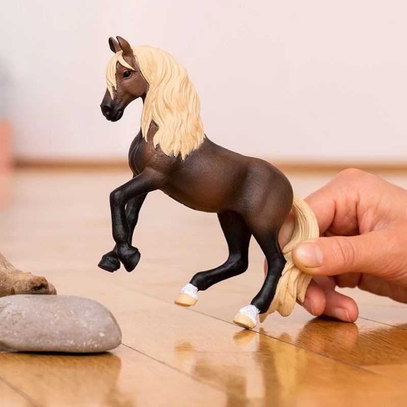 Schleich Pferd Paso Peruano Hengst