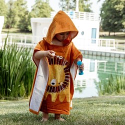 Badeponcho Kinder Chompy der Löwe